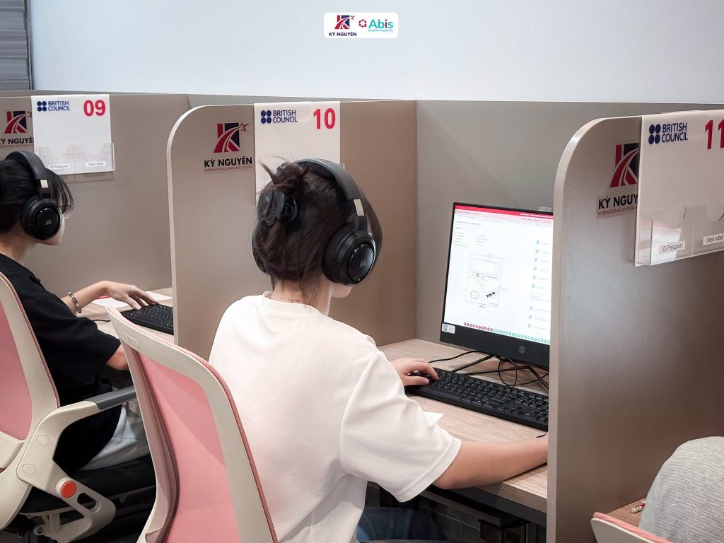 Đặc quyền học & thi trên cùng một hệ thống
