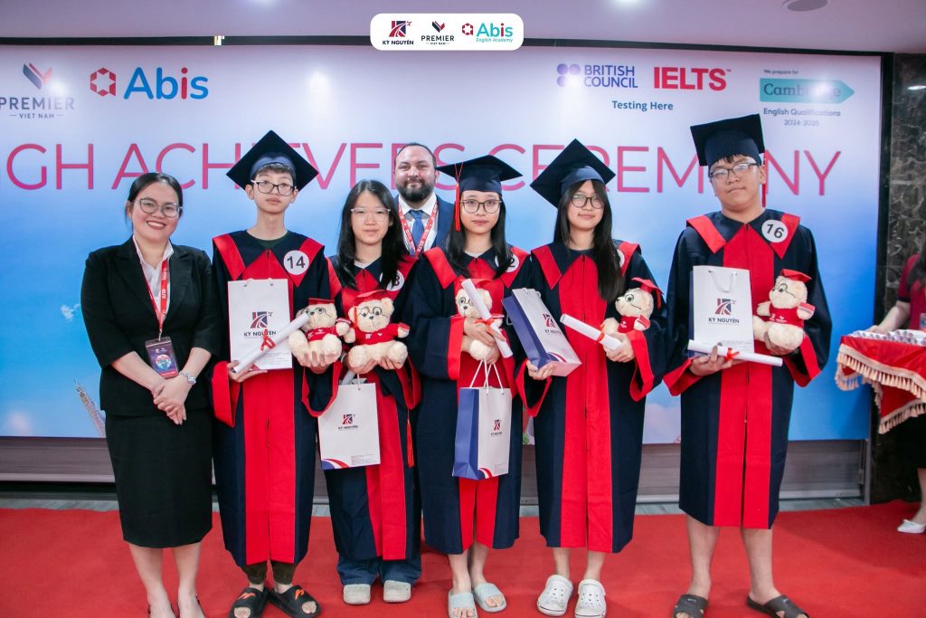 Cam kết đầu ra bằng văn bản