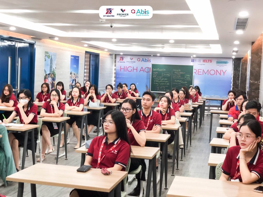 Đội ngũ giáo viên chuyên môn cao